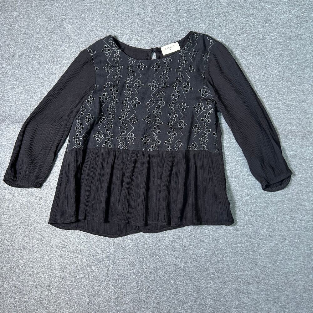 everly eyelet top black keyhole closure peasant blouse S